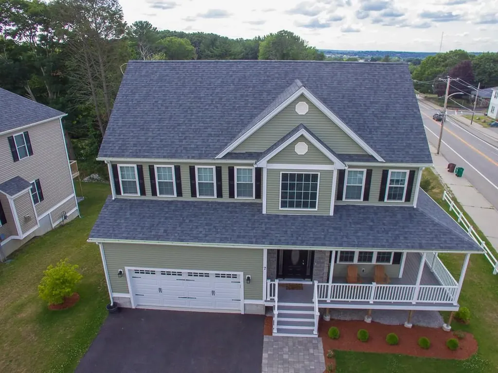 7 Theresa Marie Avenue Woonsocket RI 02895