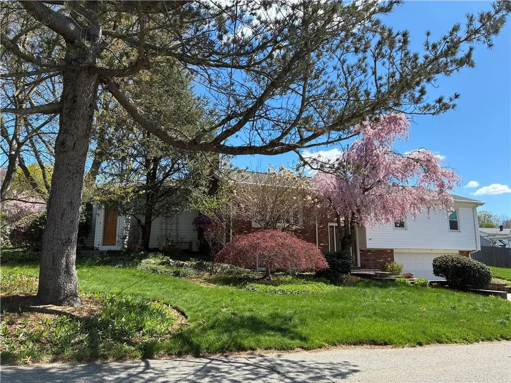 3 Lise Drive Cumberland RI 02864