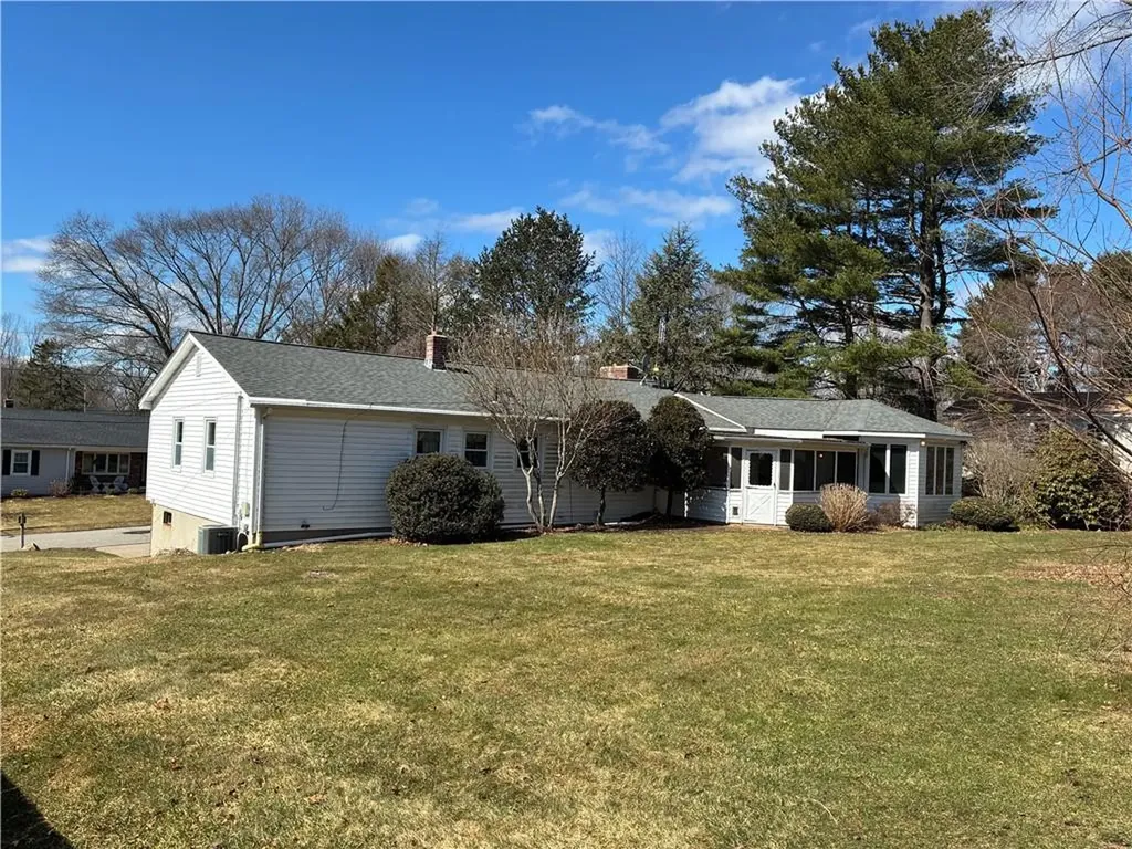 3 Lise Drive Cumberland RI 02864