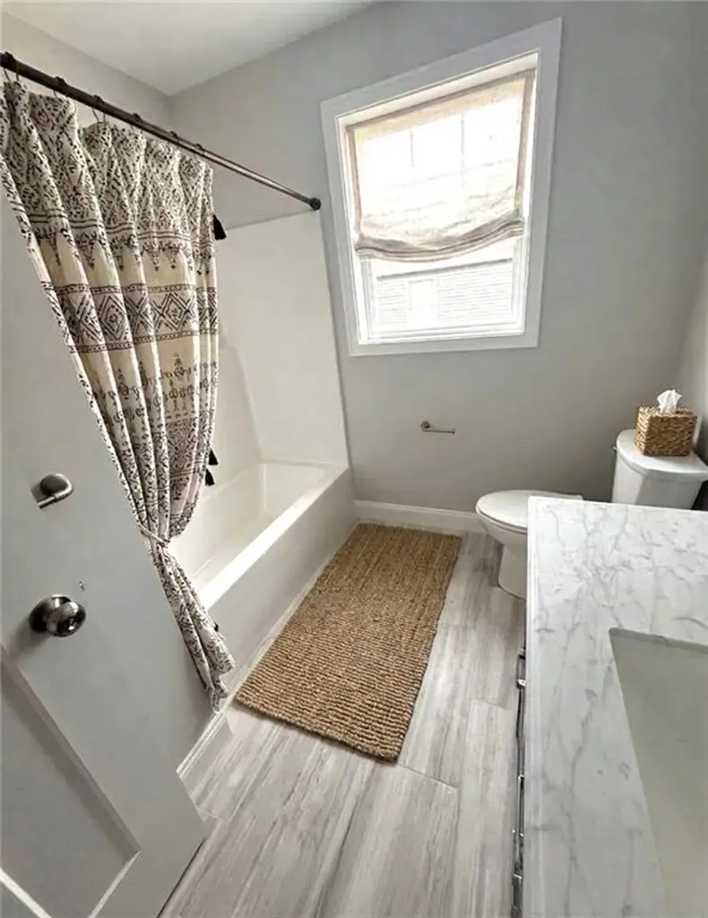 339 East Street Cranston RI 02920