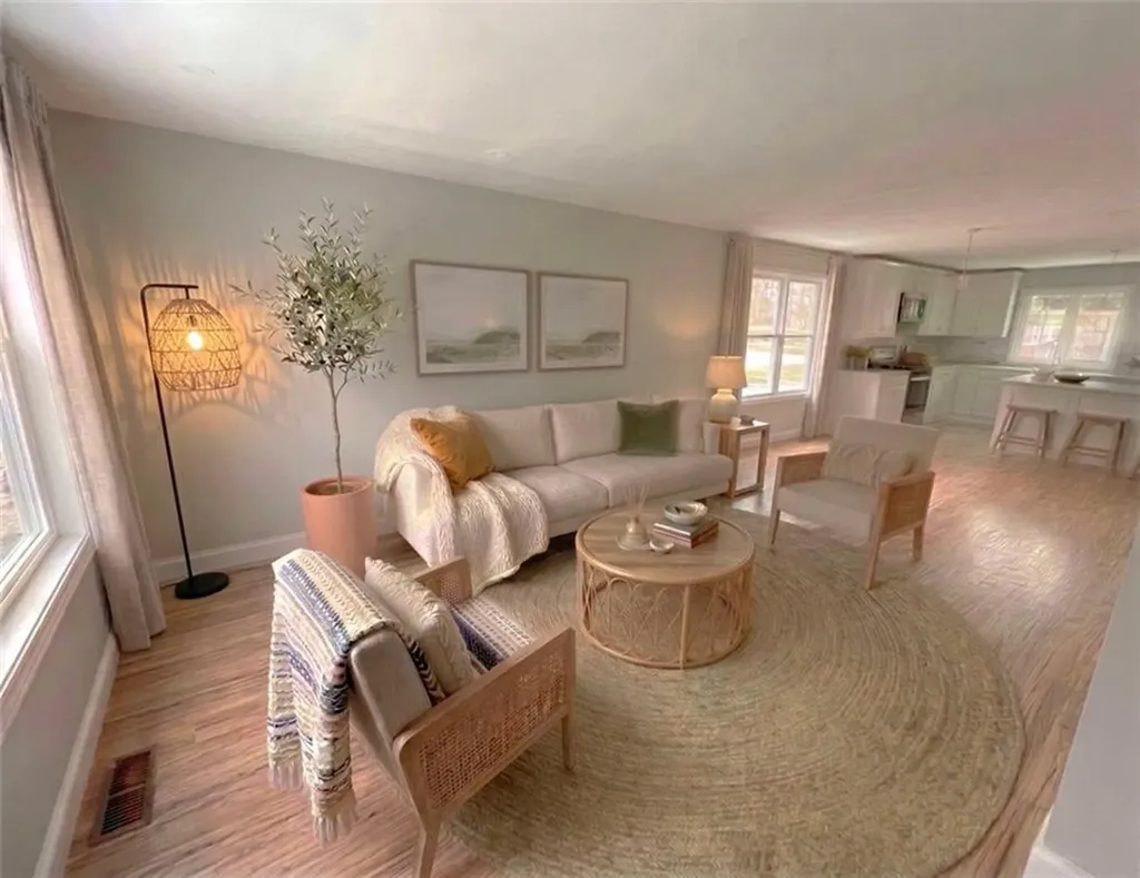 339 East Street Cranston RI 02920