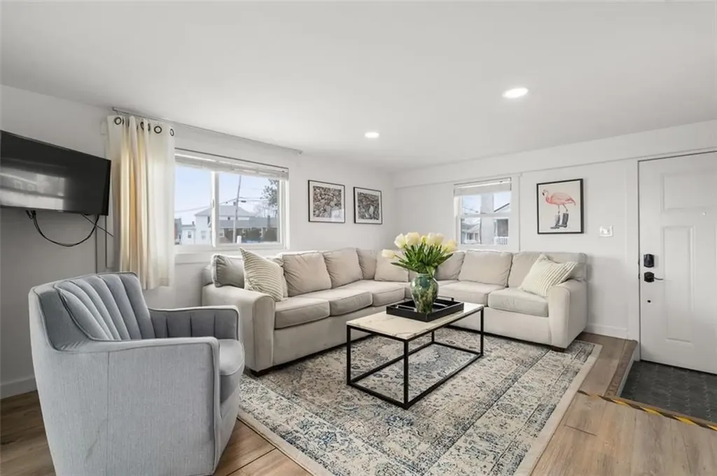 385 Park Avenue Portsmouth RI 02871
