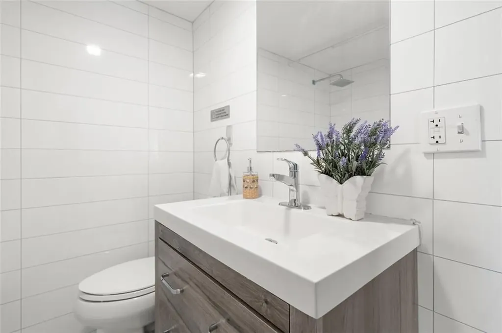 385 Park Avenue Portsmouth RI 02871