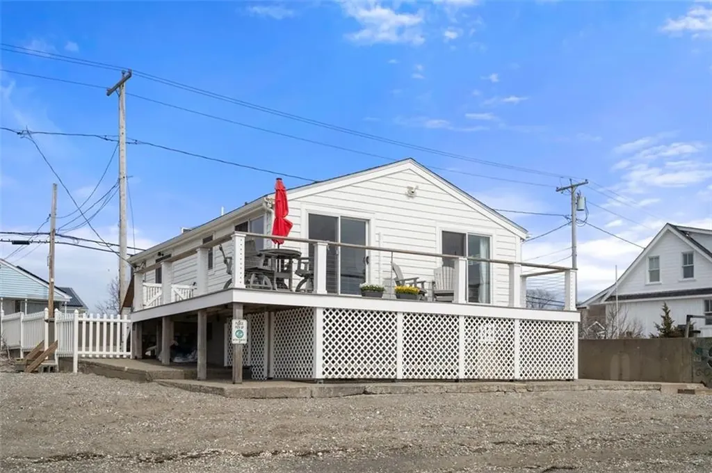 385 Park Avenue Portsmouth RI 02871