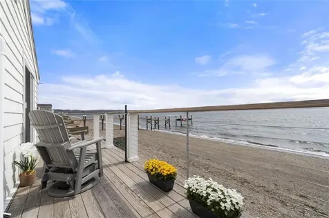 385 Park Avenue Portsmouth RI 02871