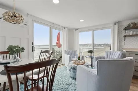385 Park Avenue Portsmouth RI 02871