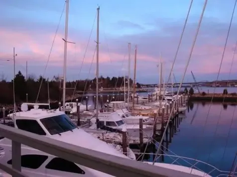 385 Park Avenue Portsmouth RI 02871