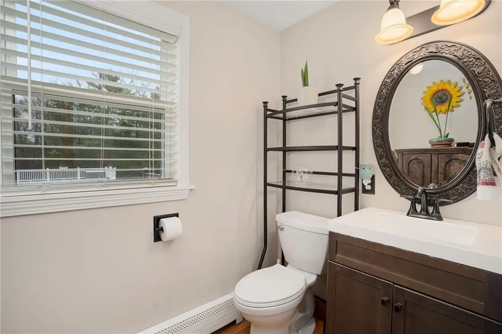 11 Chelsea Farm Drive Richmond RI 02898