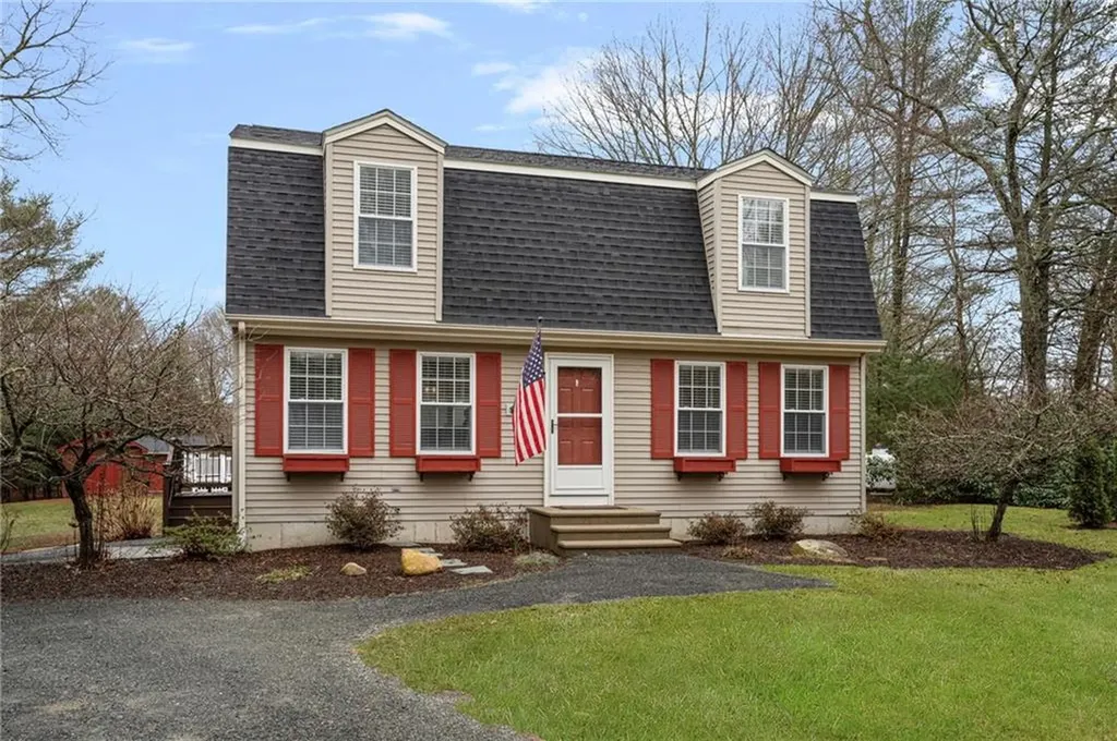 11 Chelsea Farm Drive Richmond RI 02898