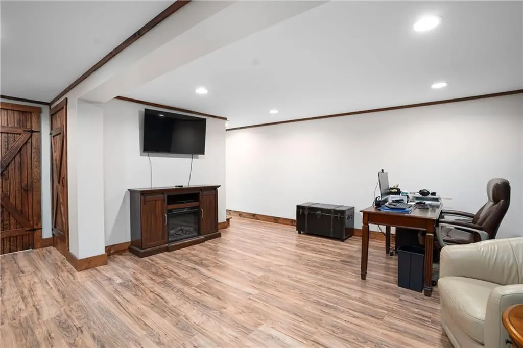 11 Chelsea Farm Drive Richmond RI 02898