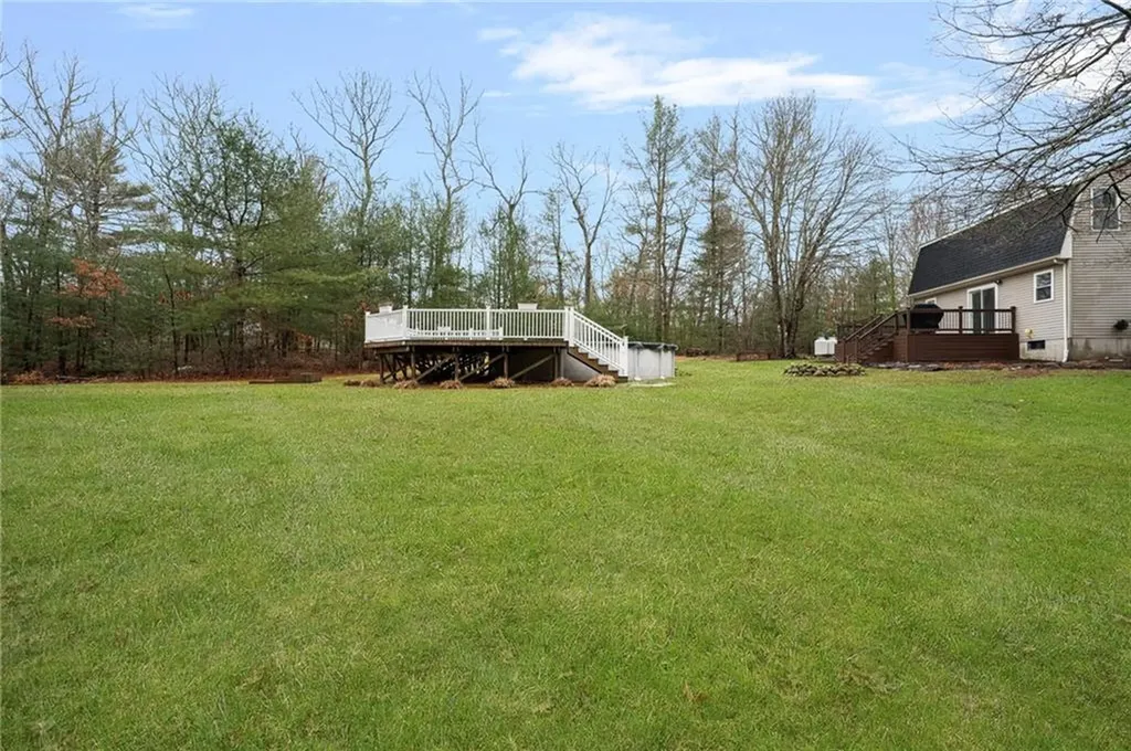 11 Chelsea Farm Drive Richmond RI 02898