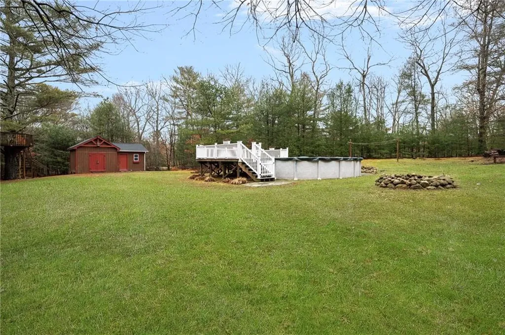 11 Chelsea Farm Drive Richmond RI 02898