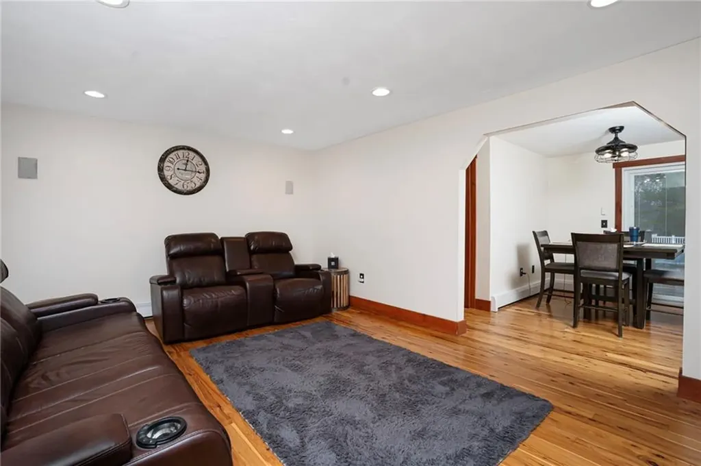 11 Chelsea Farm Drive Richmond RI 02898