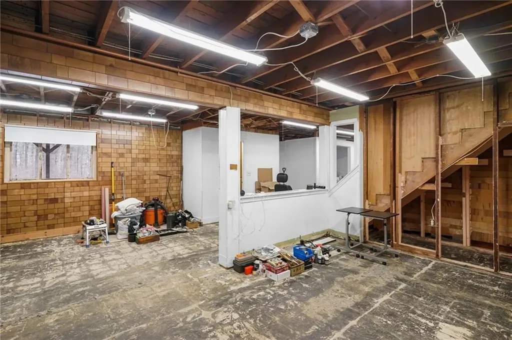 930 East Avenue Burrillville RI 02858
