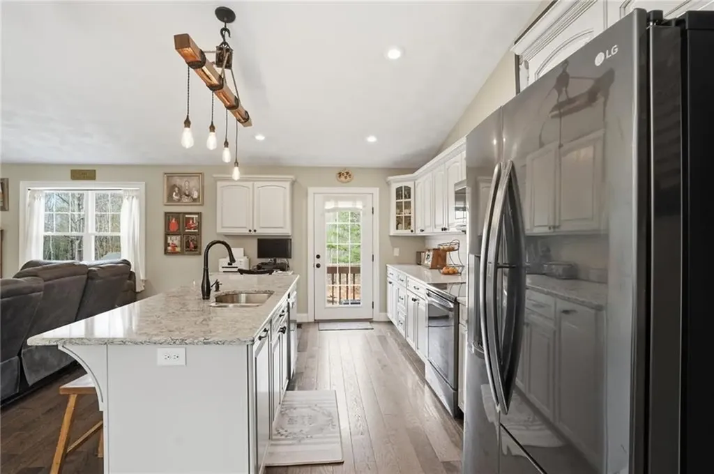 27 Remington Farm Drive Coventry RI 02816