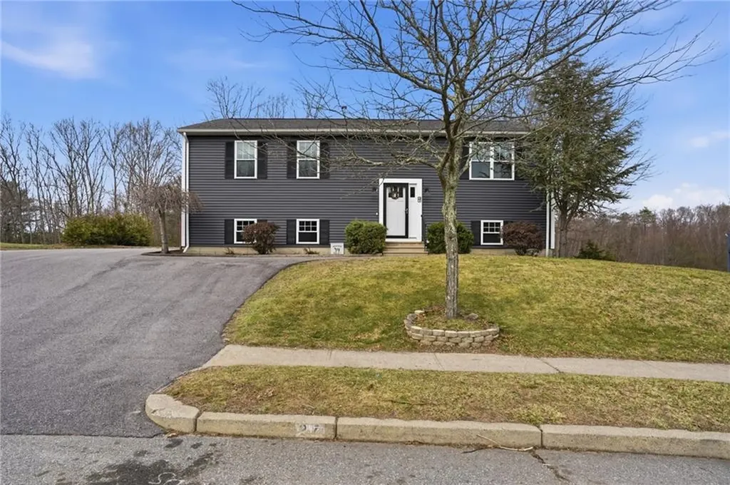 27 Remington Farm Drive Coventry RI 02816