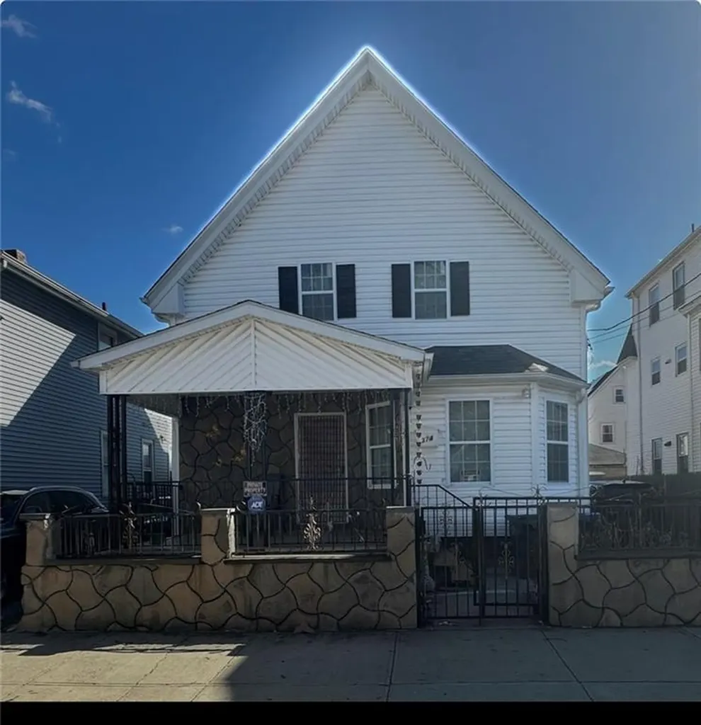 374 New York Avenue Providence RI 02905