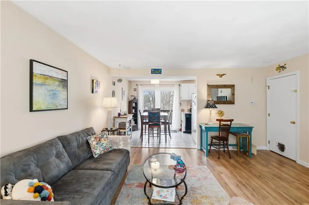 47 Howard Avenue Coventry RI 02816