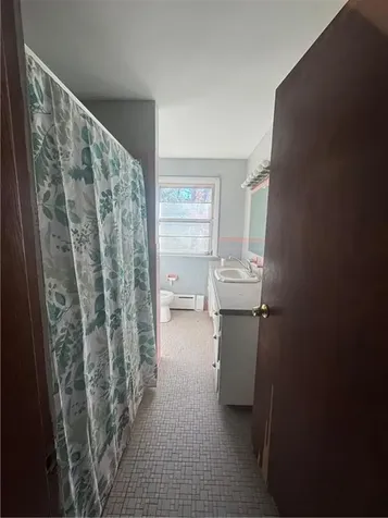 1639 Bulgarmarsh Road Tiverton RI 02878