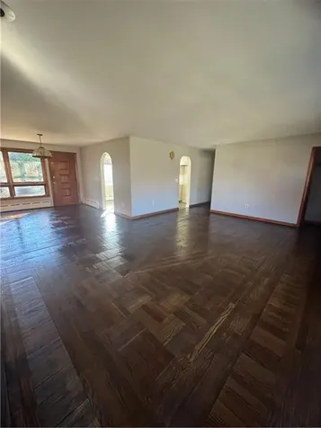 1639 Bulgarmarsh Road Tiverton RI 02878