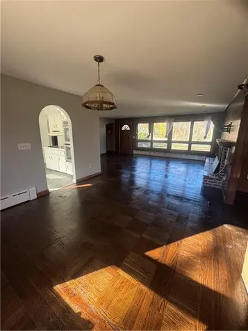 1639 Bulgarmarsh Road Tiverton RI 02878