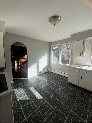 1639 Bulgarmarsh Road Tiverton RI 02878