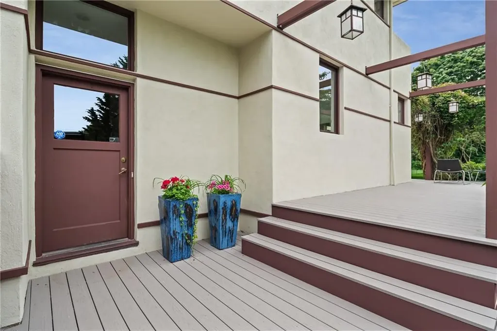 175 Ruggles Avenue Newport RI 02840