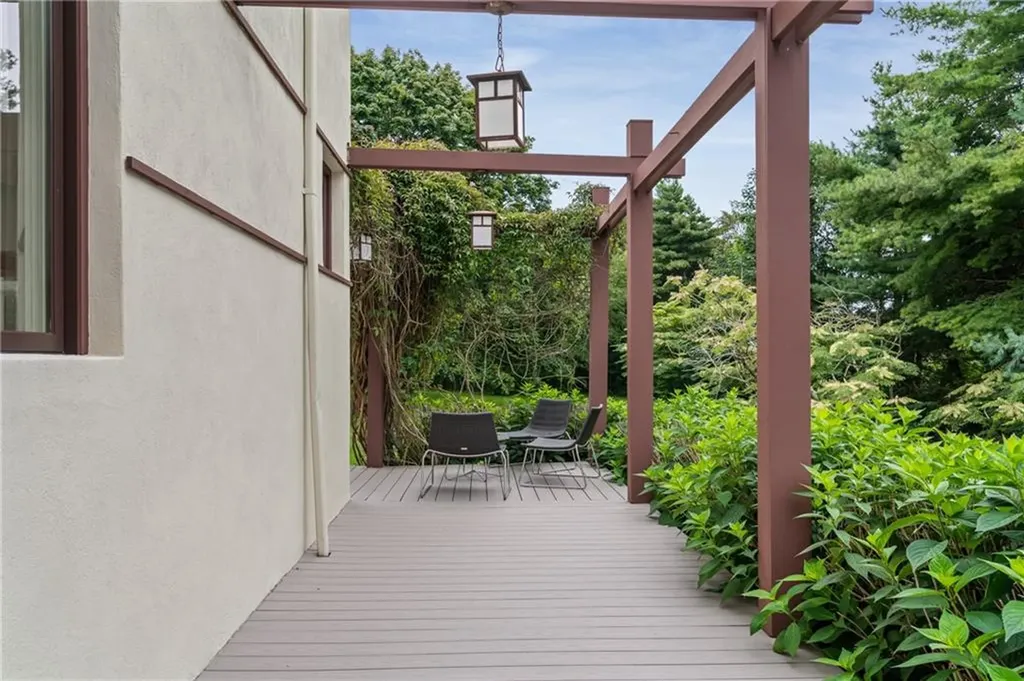 175 Ruggles Avenue Newport RI 02840