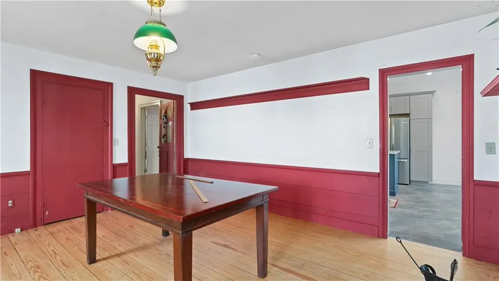 25 Post Road Warwick RI 02888