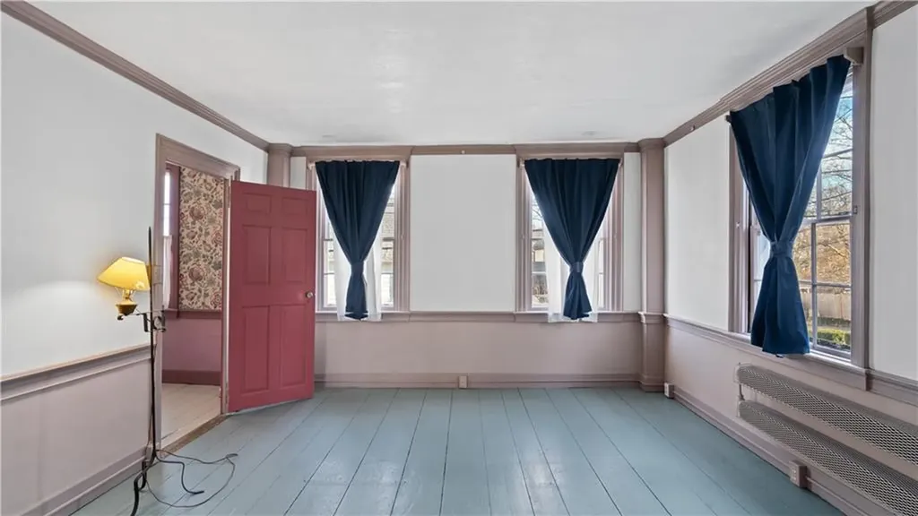 25 Post Road Warwick RI 02888