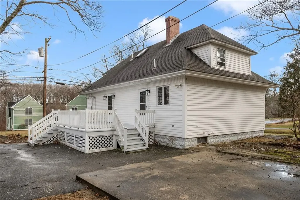 1840 Old Louisquisset Pike Lincoln RI 02865