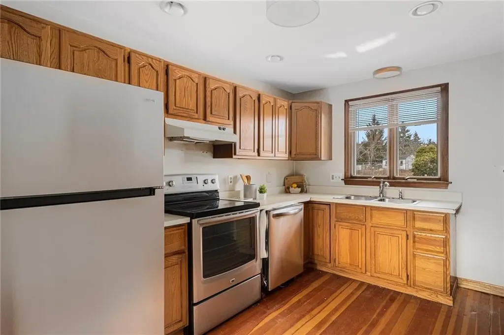 1840 Old Louisquisset Pike Lincoln RI 02865