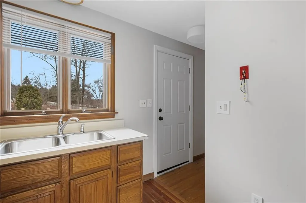 1840 Old Louisquisset Pike Lincoln RI 02865