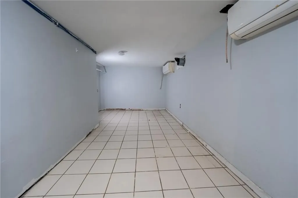 138 Glenbridge Avenue Providence RI 02909