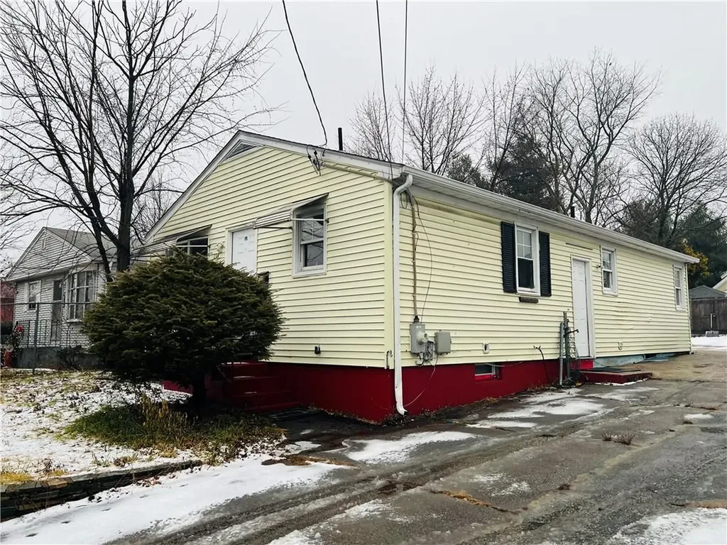 138 Glenbridge Avenue Providence RI 02909