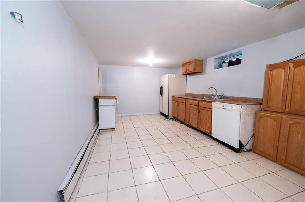 138 Glenbridge Avenue Providence RI 02909