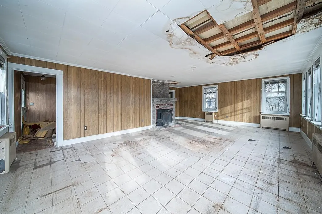 2321 Post Road South Kingstown RI 02879