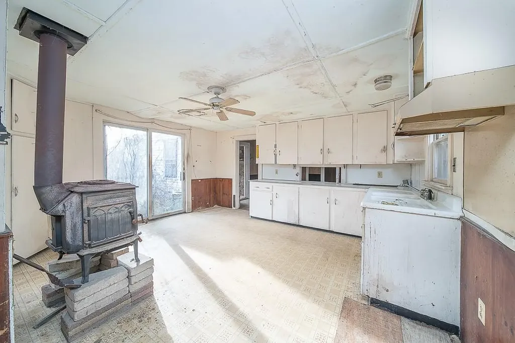 2321 Post Road South Kingstown RI 02879