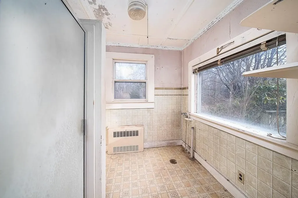 2321 Post Road South Kingstown RI 02879