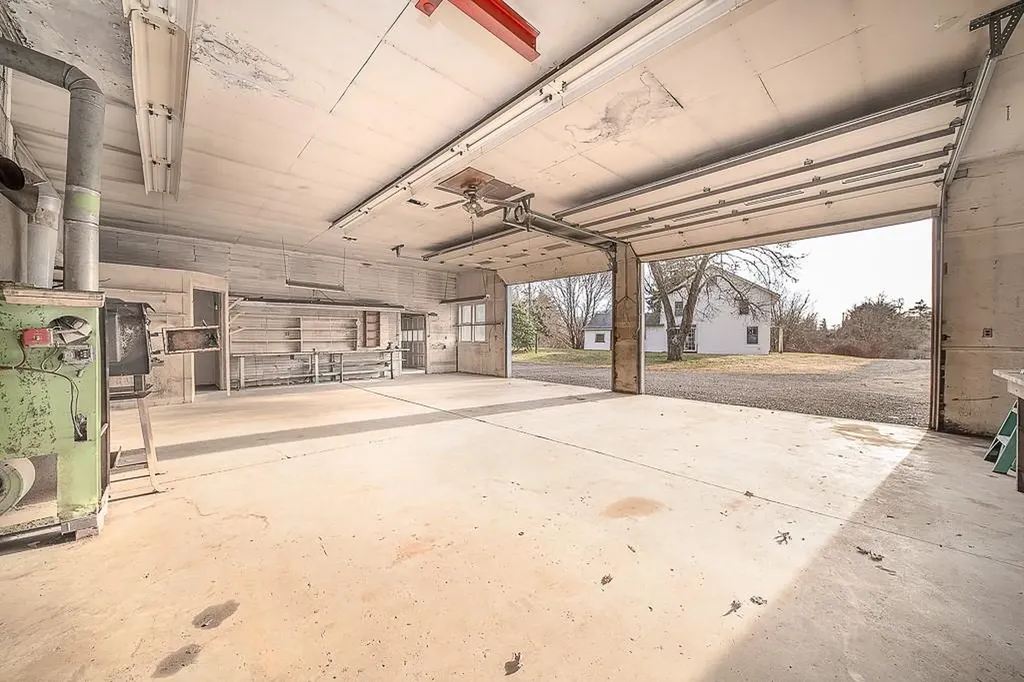 2321 Post Road South Kingstown RI 02879