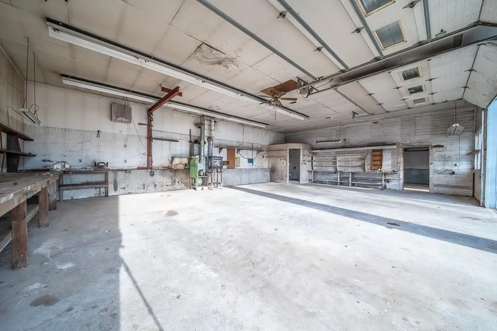 2321 Post Road South Kingstown RI 02879