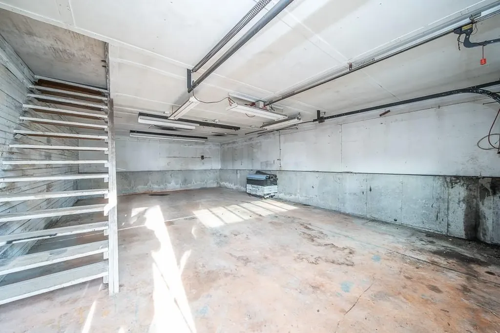 2321 Post Road South Kingstown RI 02879