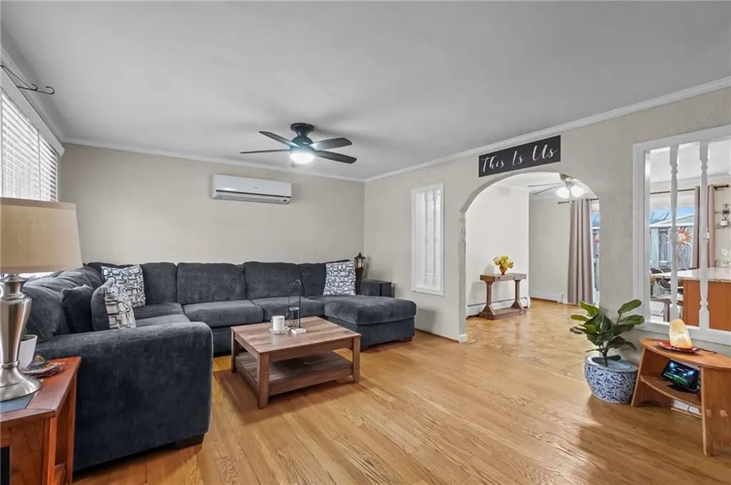 4 Clark Street North Providence RI 02911