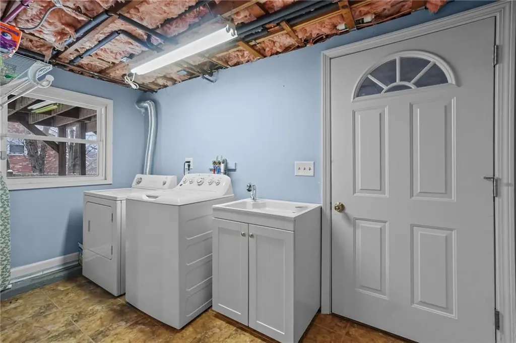 4 Clark Street North Providence RI 02911