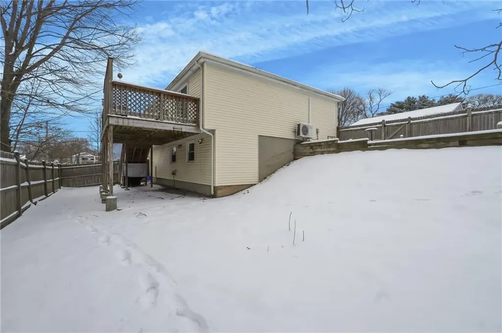 4 Clark Street North Providence RI 02911