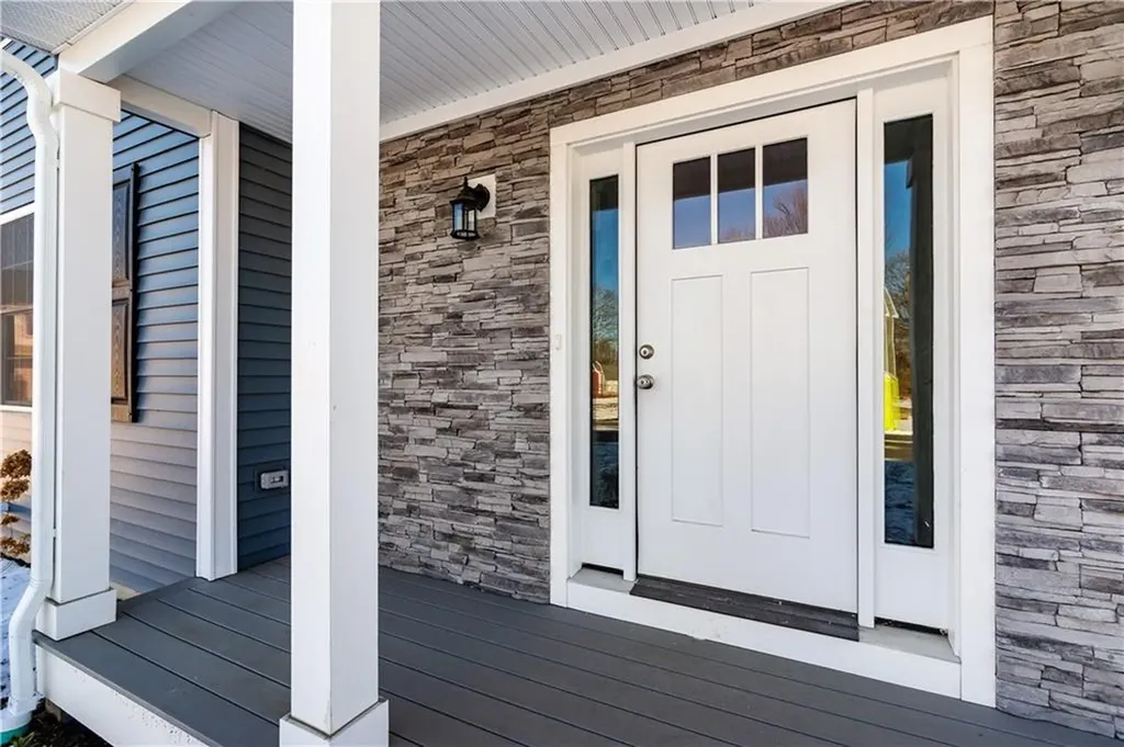 120 Sherwood Drive Warwick RI 02888