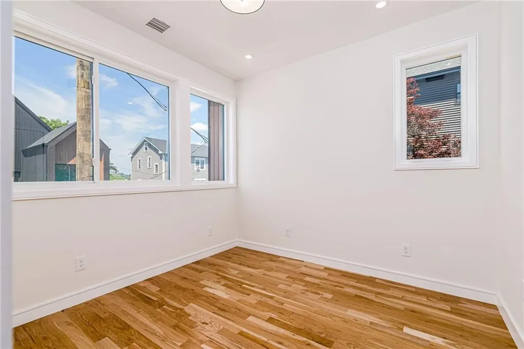 12 Daggett Court Providence RI 02906