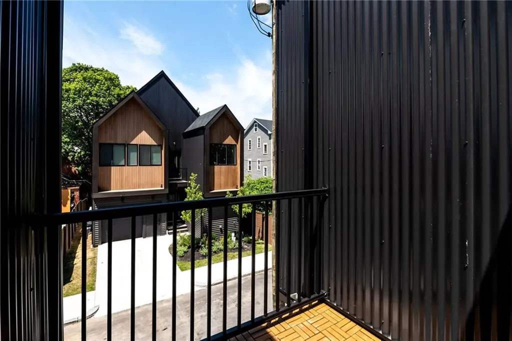 12 Daggett Court Providence RI 02906