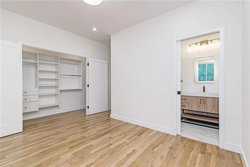 12 Daggett Court Providence RI 02906