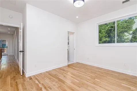 12 Daggett Court Providence RI 02906